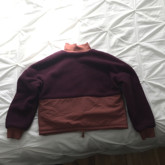 FABLETICS WOMENS MALLORY FLEECE PULLOVER - Picture 4 of 7